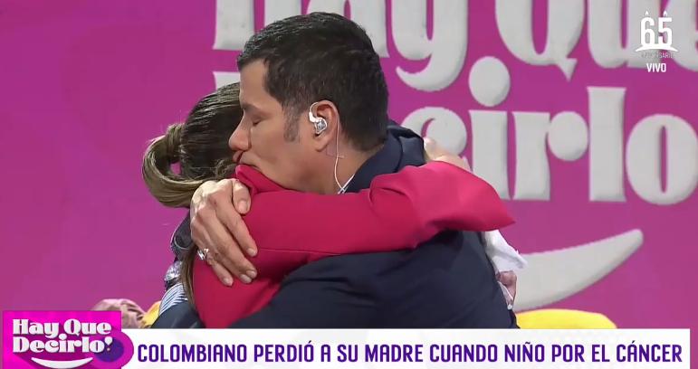 Colombiano emocionó al panel de Hay que Decirlo tras compartir el sensible fallecimiento de su madre.