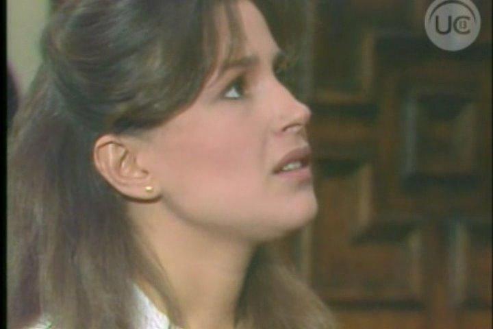 Carolina Arregui en "Los Títeres" 1984