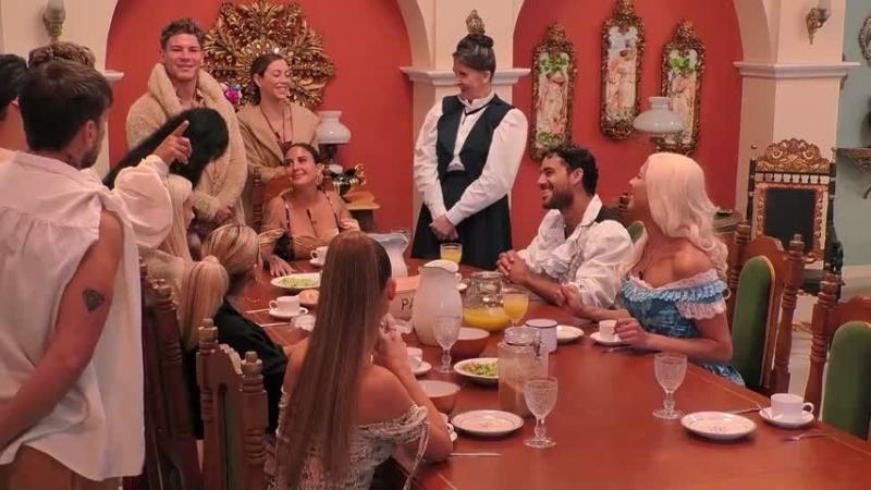 El momento del anuncio del equipo de Pamela Díaz.