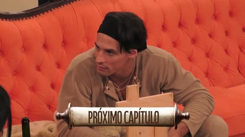 Facundo González, durante el diálogo con Pamela y Austin.