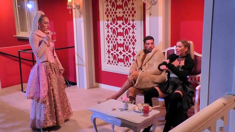 Oriana enfurecida con Austin en Ganar o Servir