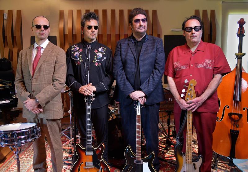 "Los Tres" lleva su gira "Revuelta" a Valdivia, La Serena, Talca y Copiapó