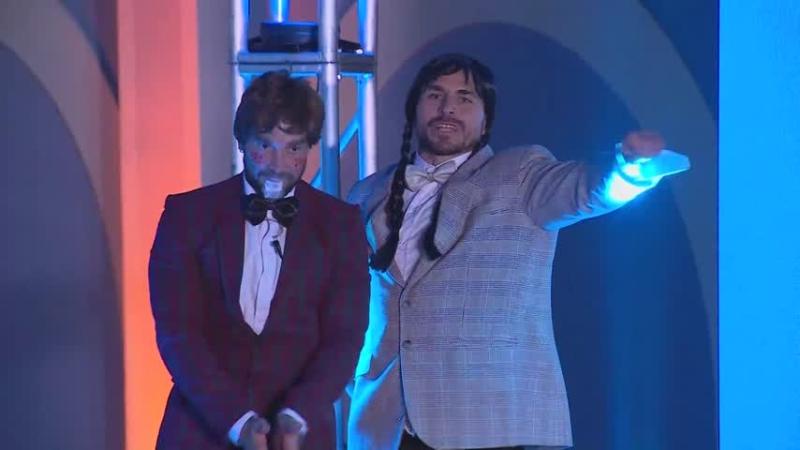 Luis Mateucci y Pangal Andrade sacaron carcajadas con su presentación.