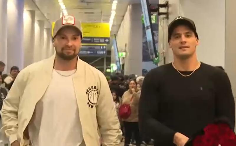 Luis Mateucci y Facundo González fueron a buscar a Oriana Marzoli al aeropuerto