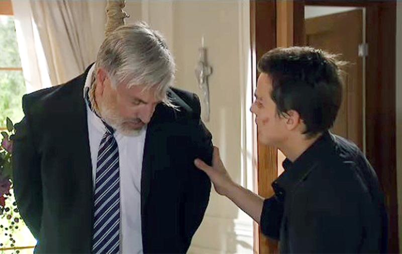 Francisco Reyes en "Secretos de Familia, justicia para Sara" | Canal 13