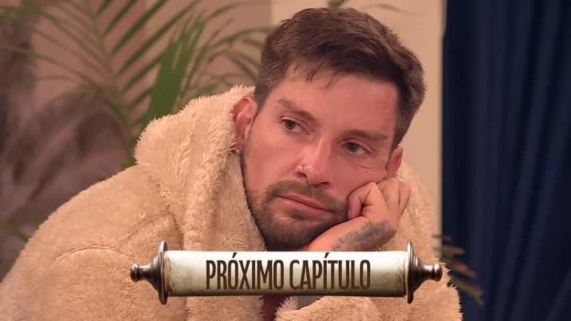 Luis Mateucci escuchando las declaraciones de Pamela Díaz.