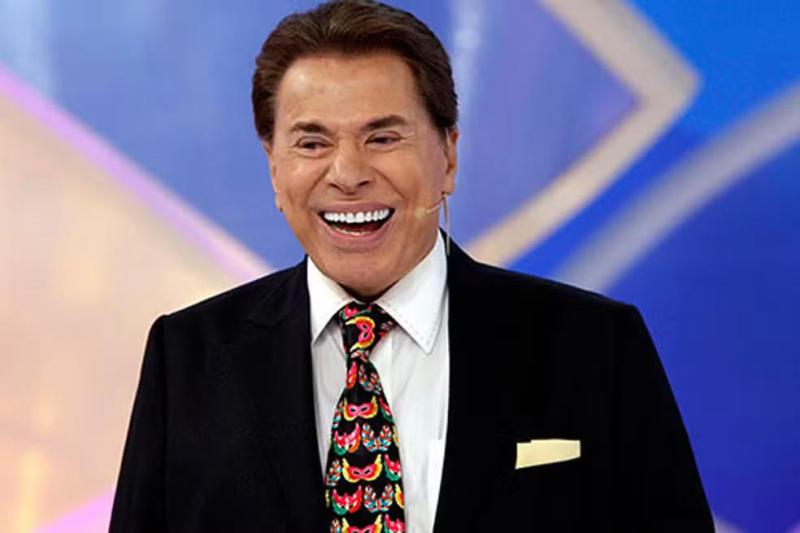 Silvio Santos conductor de la televisión brasileña.