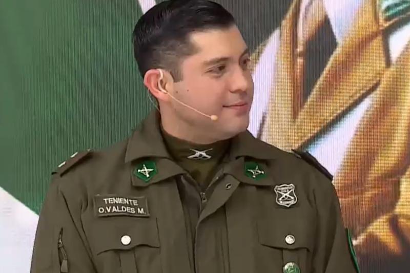 Teniente Óscar Valdés en "Tu Día"