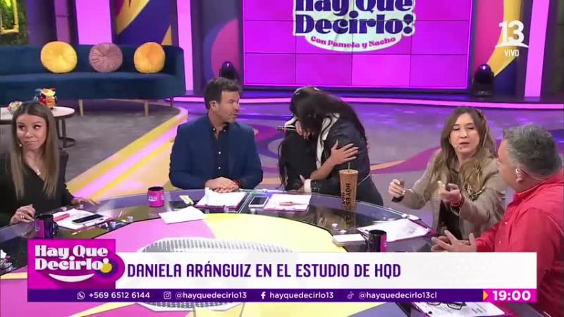 El abrazo de Daniela Aránguiz y Pamela Díaz en 'Hay que Decirlo'