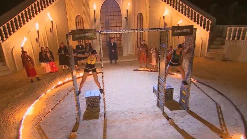 Daniela Colett y Gala Caldirola en el Círculo de Fuego