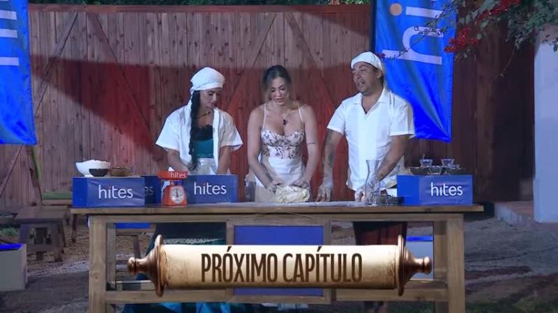 Daniela Colett junto a Pamela Díaz y Botota Fox.