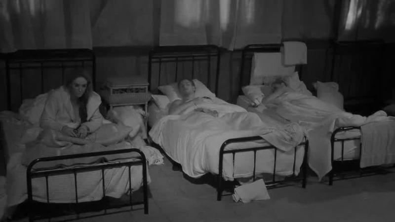 Los ruidos de la pareja despertaron a toda la casona de Ganar o Servir.