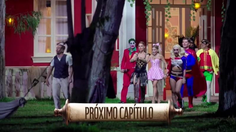 Fiesta de héroes y villanos de Ganar o Servir.