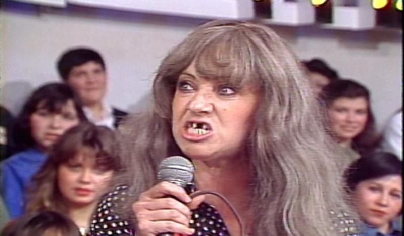 Gloria Benavides, la recordada Cuatro Dientes en Sábados Gigantes.