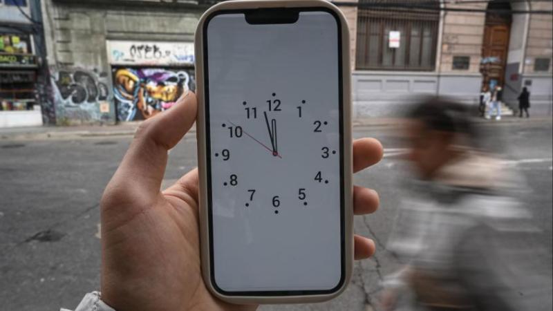 Cambio de horario - Créditos Aton