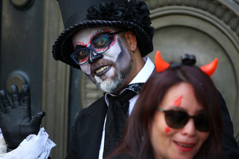 Estos son los feriados del mes de octubre - Créditos Aton