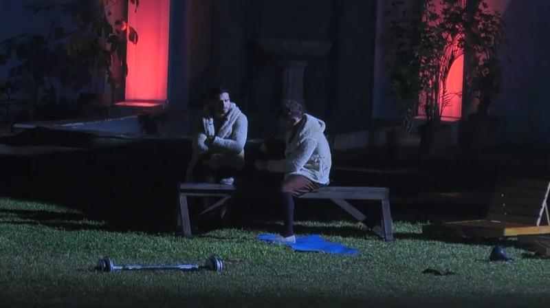 Pangal y Rai hablando sobre Faloon en Ganar o Servir