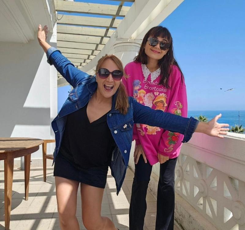 Claudia Pérez y Daniela.