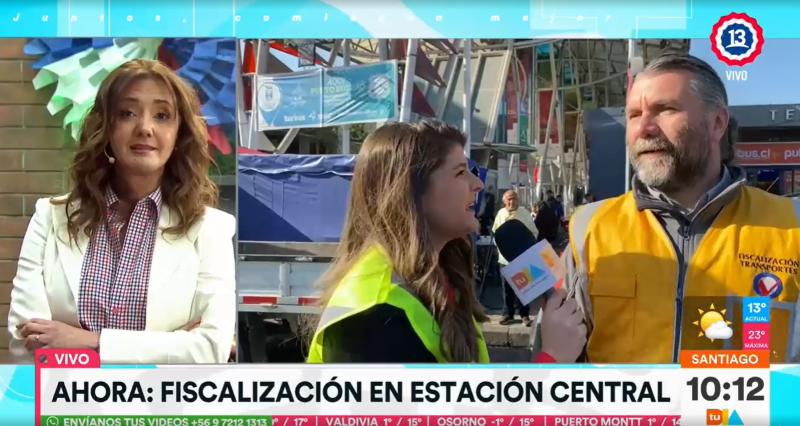 Fiscalización descubre a chófer de minibús con licencia de conducir vencida y con pasajeros a bordo