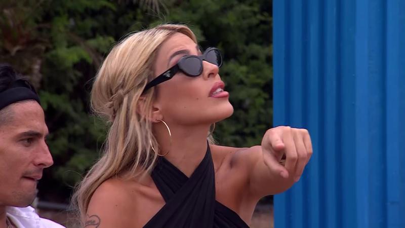 Oriana se enoja con Fran por no correr a saludarla