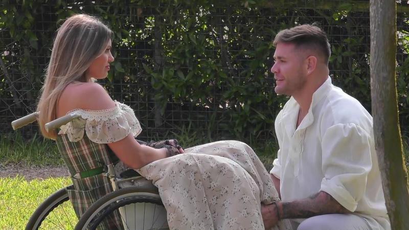 Faloon y Pancho conversando en Ganar o Servir