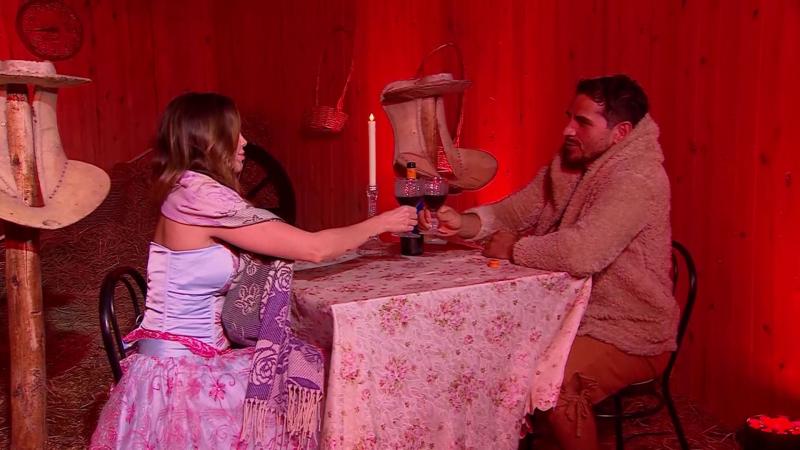 Daniela Colett y Pangal Andrade en actividad de Ganar o Servir