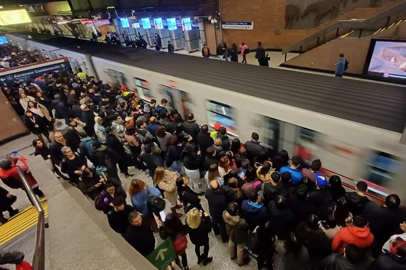 Metro de Santiago - Créditos: ATON