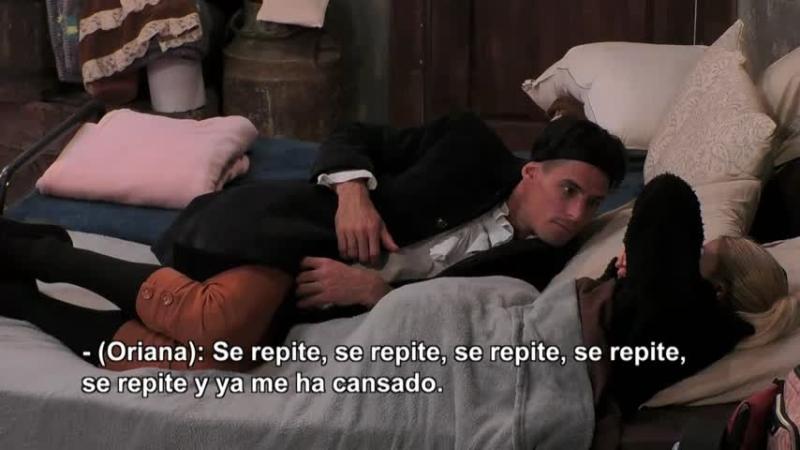 Facu intentando conversar con Oriana.