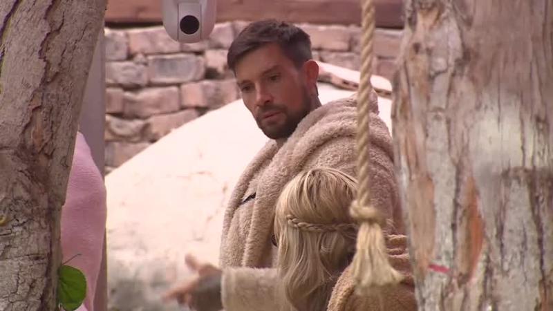 Luis Mateucci, se descargó con su amiga Oriana Marzoli.