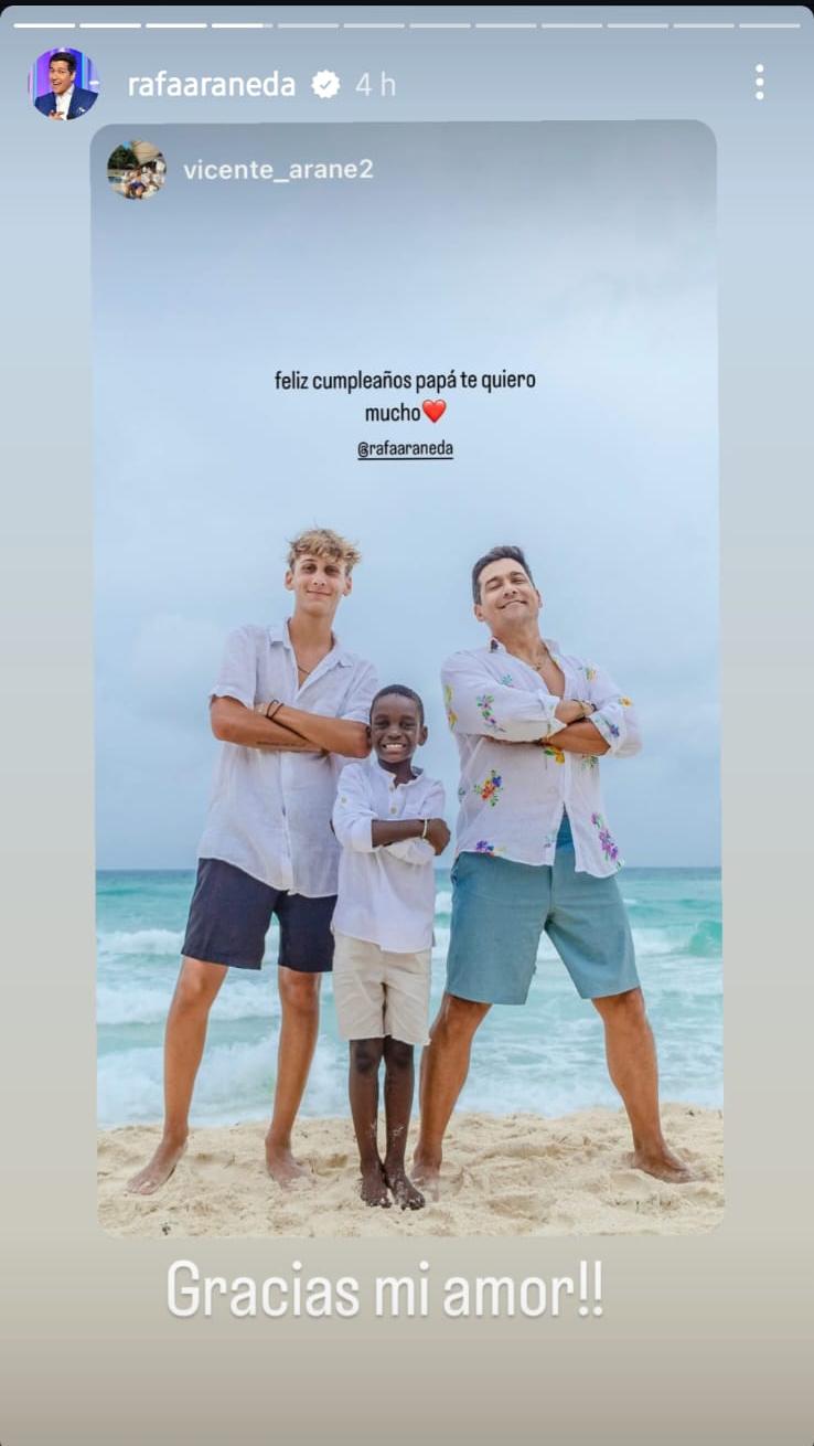Rafa Araneda y sus hijos