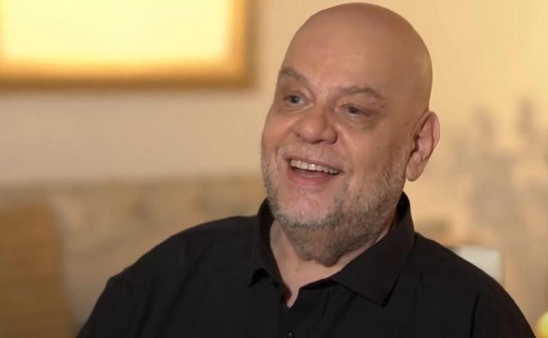 Roberto Nicolini está internado.