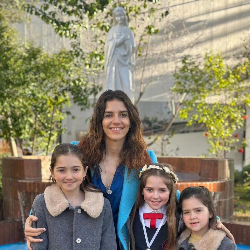 María Luisa Godoy celebró la primera comunión de su hija Jacinta.