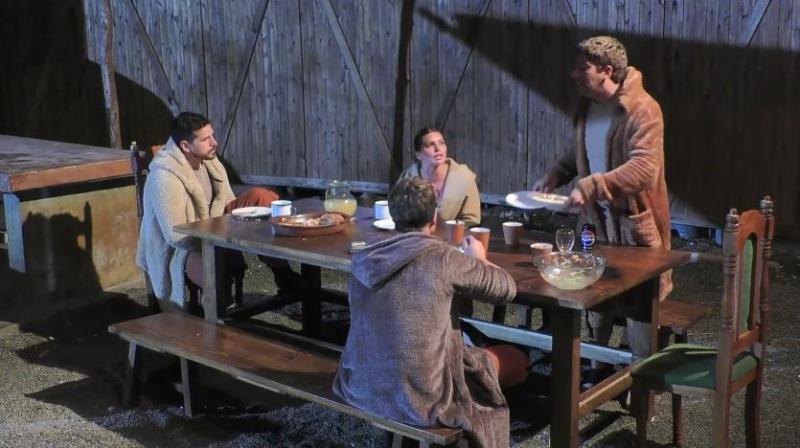 Botota se enoja y se va