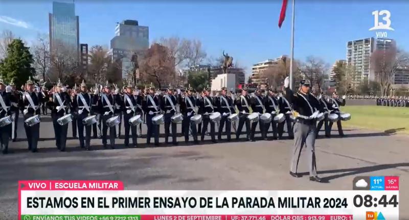 Cadetes de la Escuela Militar realizan el primer ensayo para la Parada Militar 2024