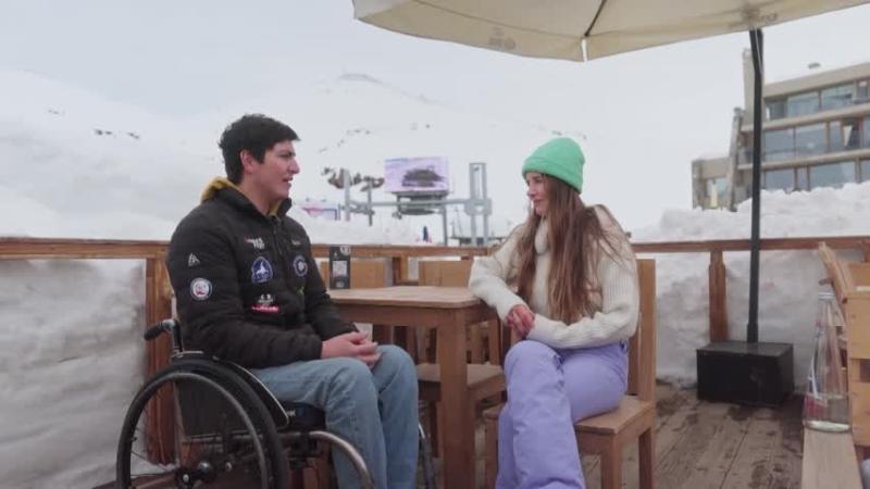 Nicolás Bisquertt en entrevista con Trinidad Carvajal.