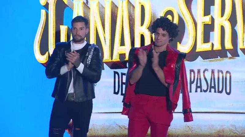 Facundo González y Luis Mateucci en el Show de Talentos de Ganar o Servir.