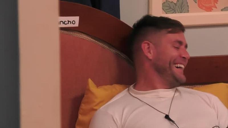 La risa de Pancho, tras el rechazo de Faloon a su invitación.