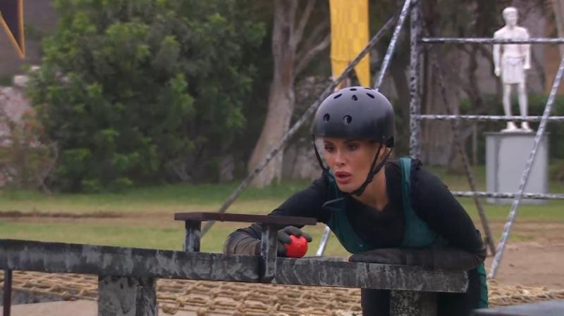 Gala compitiendo en Ganar o Servir