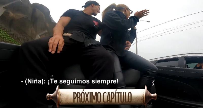 Facundo y Oriana Marzoli en convertible por Perú