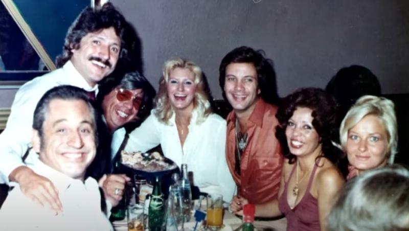 Roberto Vander y Luisito Rey en una parrillada en México