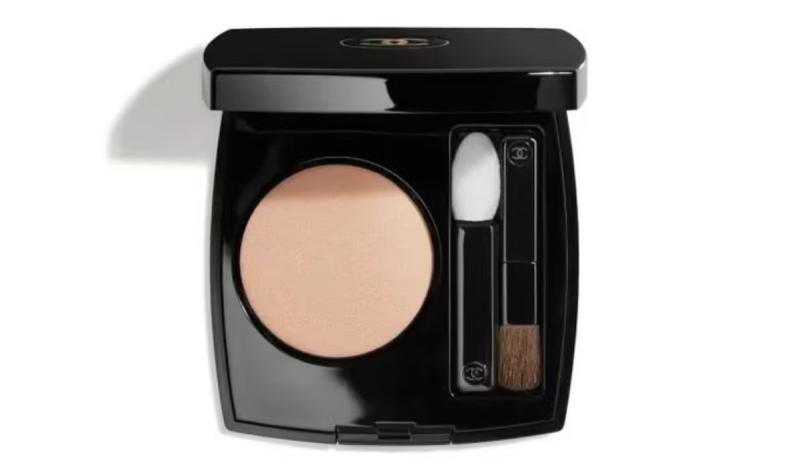 sombra clara para hacer el Aegyo Sal