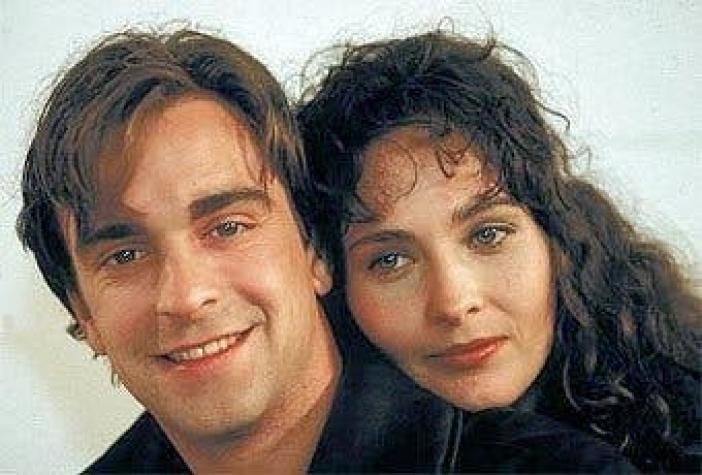 Alejandra Herrera y Luciano Cruz-Coke en "Amor a Domicilio"