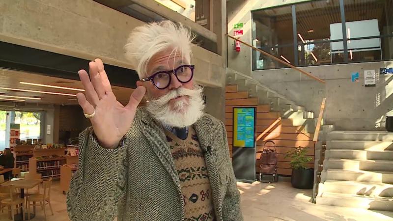 Federico Sánchez llegó hasta el reinaugurado Café Literario Parque Bustamante.