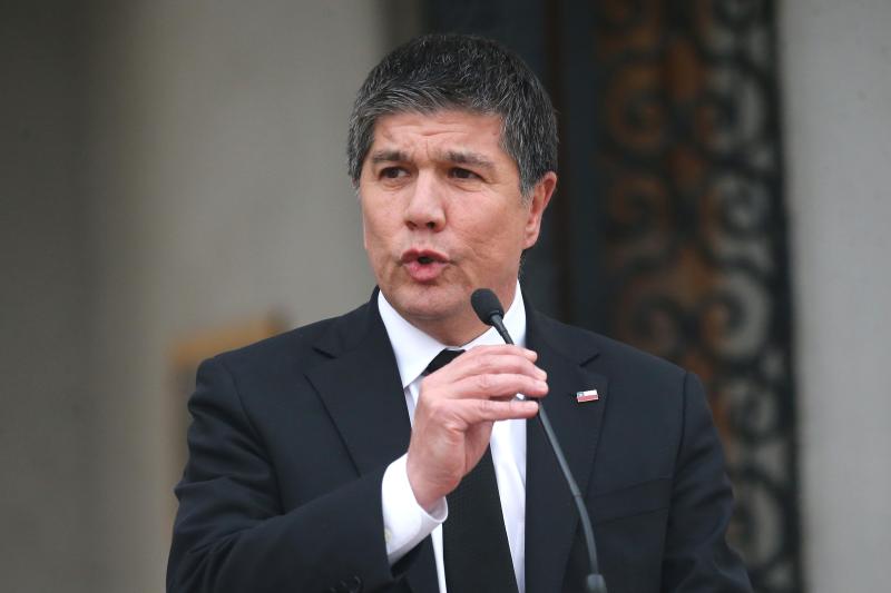 La justificación de la ministra Carolina Tohá tras revelarse llamada telefónica a Manuel Monsalve