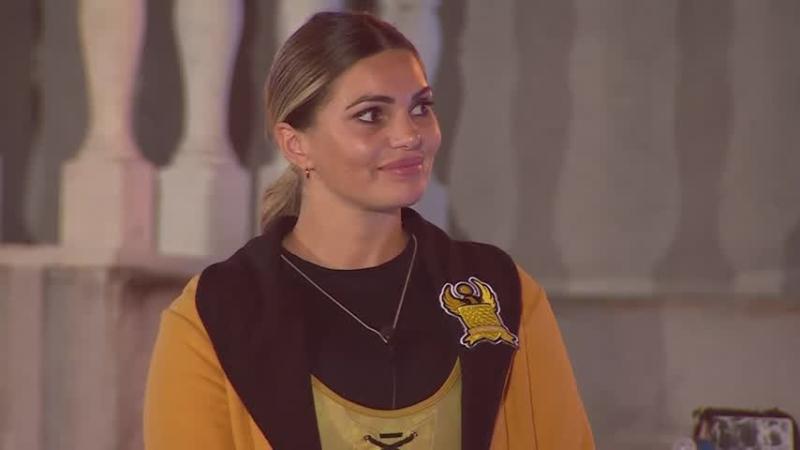 La alegría de Faloon, tras revelar su principal motivación para seguir en la casona.