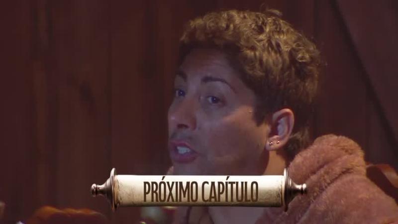 Botota le refresca la memoria a Gala.