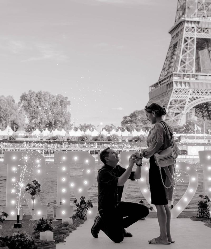 Karol Lucero le pide matrimonio a Fran Virgilio en París, Francia