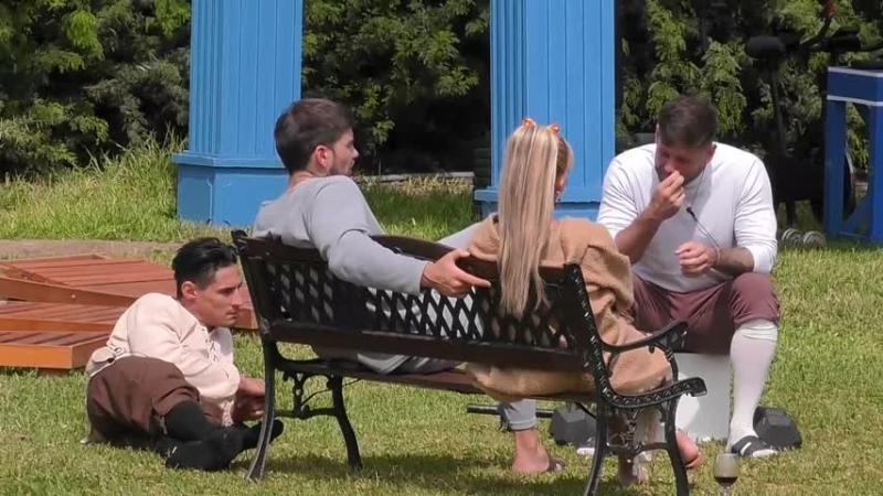 Oriana Marzoli, Facundo González, Pancho Rodríguez y Luis Mateucci.