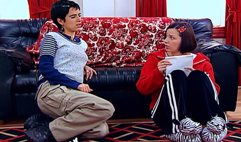 Adela Secall y Paz Bascuñán en "Cerro Alegre" de Canal 13