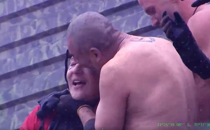 Adelanto de "Palabra de Honor" muestra beso entre Sergio Rojas y Andrés Caniulef